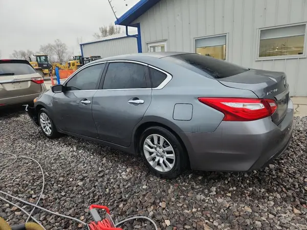 1N4AL3AP4HN349613 2017 NISSAN ALTIMA - Image 2