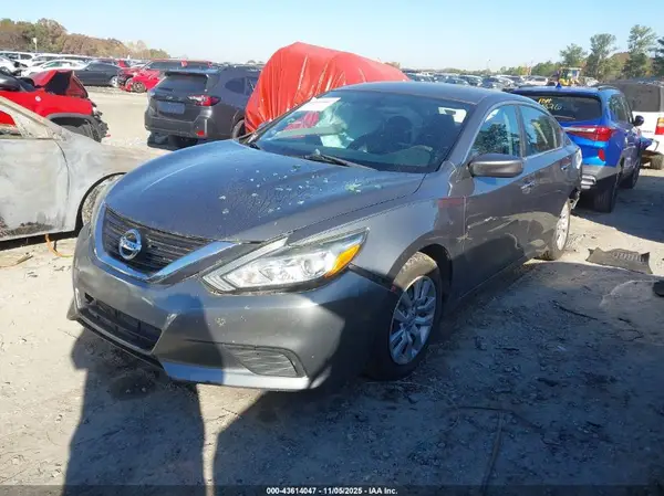 1N4AL3AP4HN350647 2017 NISSAN ALTIMA - Image 2