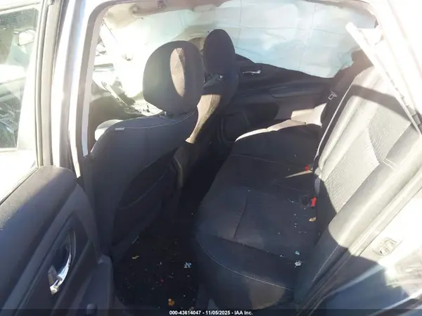 1N4AL3AP4HN350647 2017 NISSAN ALTIMA - Image 8