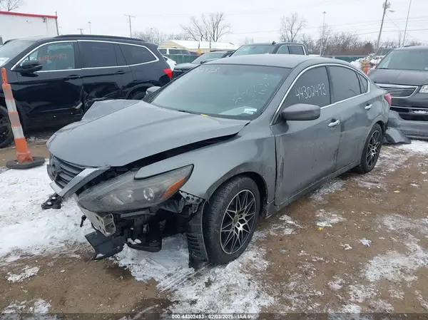 1N4AL3AP4HN351085 2017 NISSAN ALTIMA - Image 2