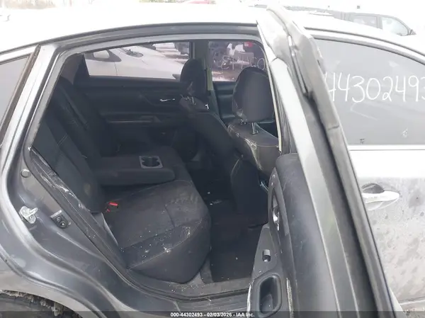1N4AL3AP4HN351085 2017 NISSAN ALTIMA - Image 8