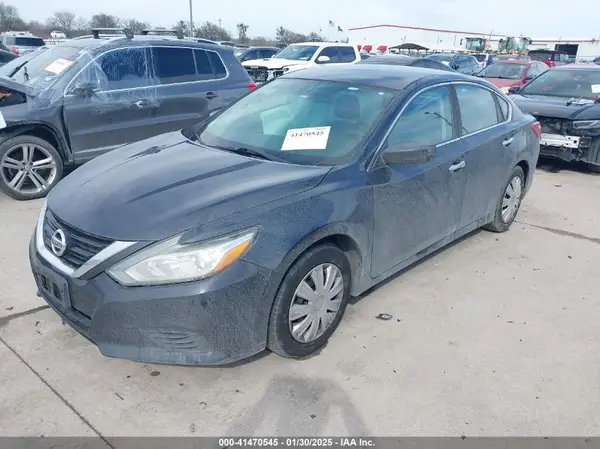 1N4AL3AP4HN351331 2017 NISSAN ALTIMA - Image 2