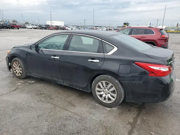 1N4AL3AP4HN352141 2017 NISSAN ALTIMA - Image 2