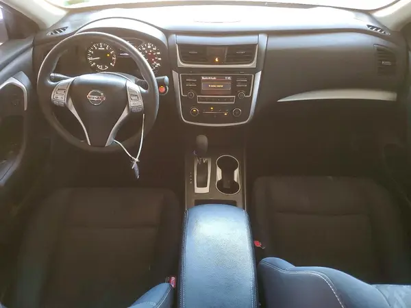 1N4AL3AP4HN352737 2017 NISSAN ALTIMA - Image 8