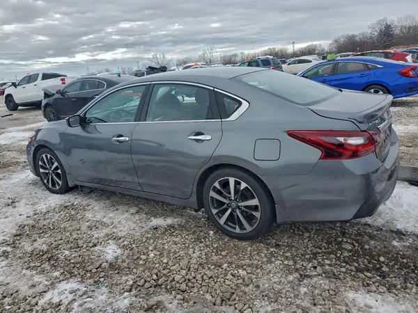 1N4AL3AP4HN352835 2017 NISSAN ALTIMA - Image 2