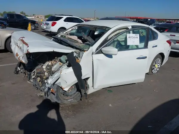1N4AL3AP4HN353726 2017 NISSAN ALTIMA - Image 2