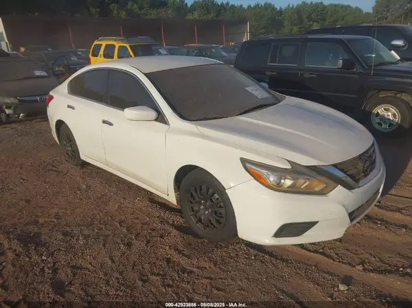 1N4AL3AP4HN354312 2017 NISSAN ALTIMA - Image 1