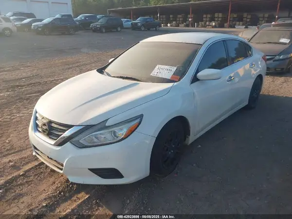 1N4AL3AP4HN354312 2017 NISSAN ALTIMA - Image 2