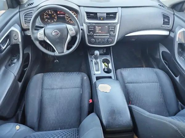 1N4AL3AP4HN357663 2017 NISSAN ALTIMA - Image 8