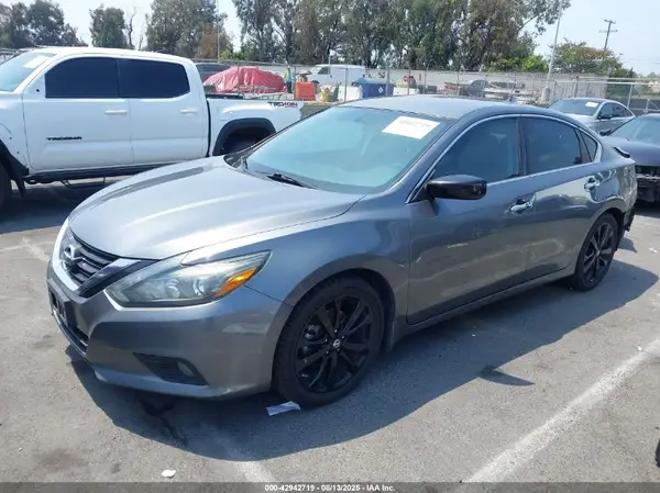 1N4AL3AP4HN359638 2017 NISSAN ALTIMA - Image 2