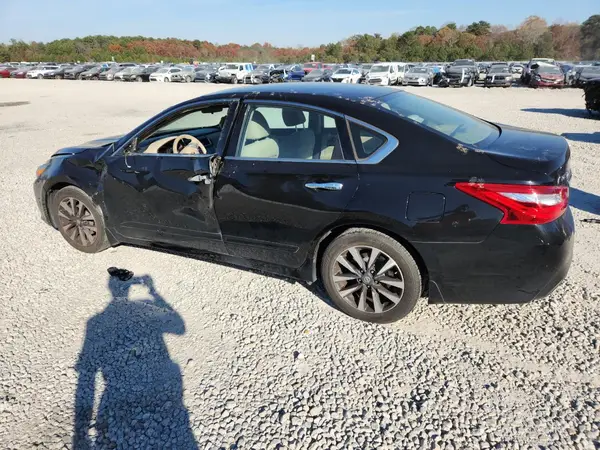1N4AL3AP4HN360174 2017 NISSAN ALTIMA - Image 2