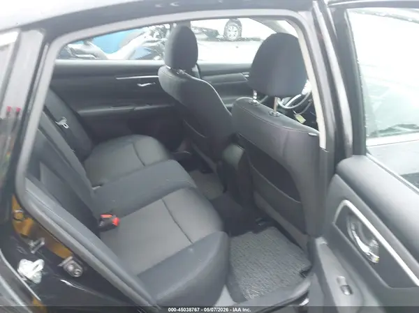 1N4AL3AP4HN361387 2017 NISSAN ALTIMA - Image 8