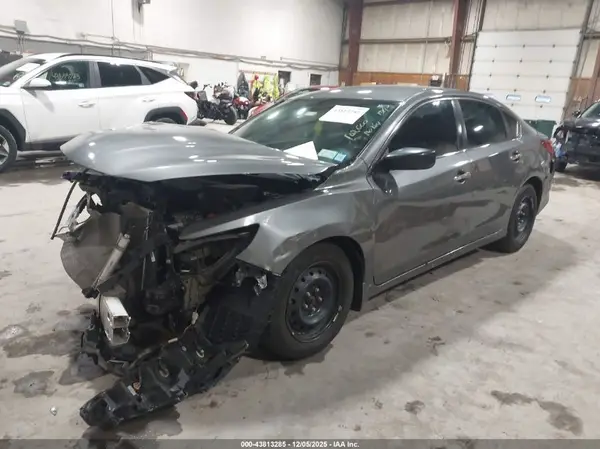 1N4AL3AP4HN364144 2017 NISSAN ALTIMA - Image 2