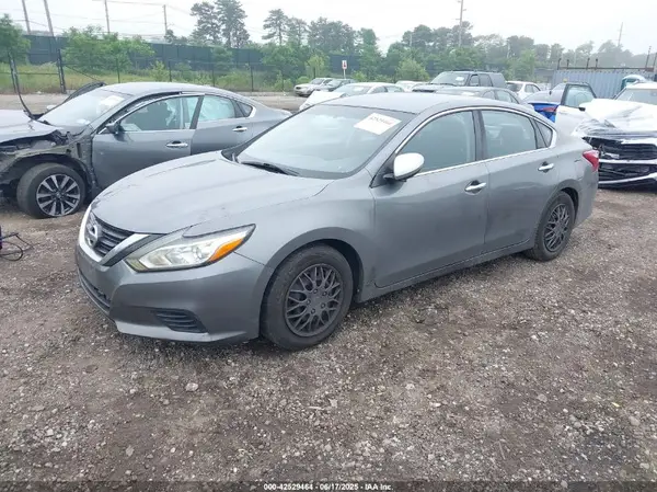 1N4AL3AP4HN366685 2017 NISSAN ALTIMA - Image 2