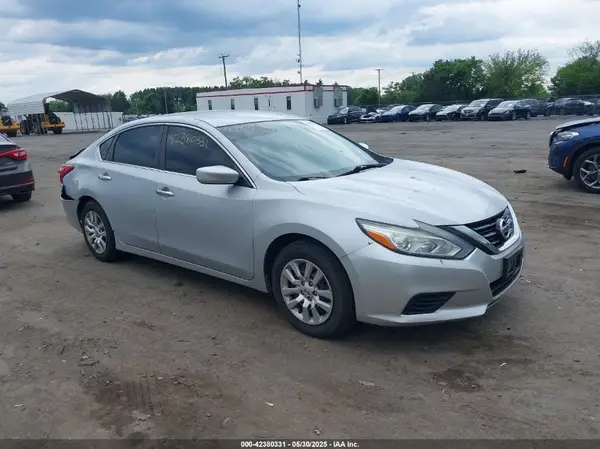 1N4AL3AP4HN366928 2017 NISSAN ALTIMA - Image 1