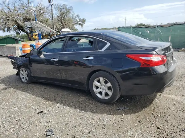 1N4AL3AP4HN367075 2017 NISSAN ALTIMA - Image 2