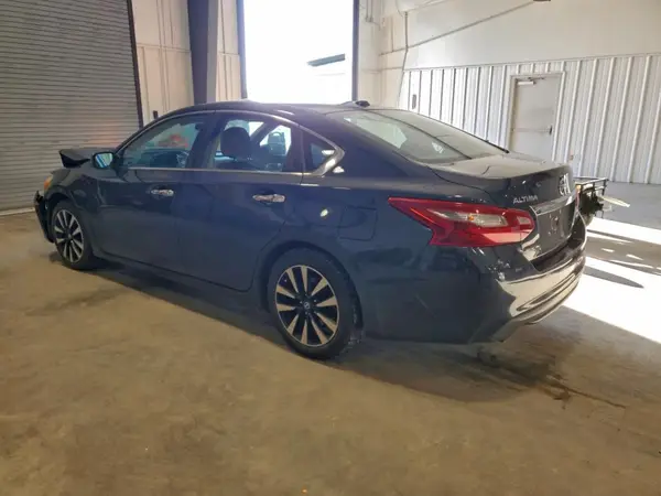 1N4AL3AP4JC100858 2018 NISSAN ALTIMA - Image 2