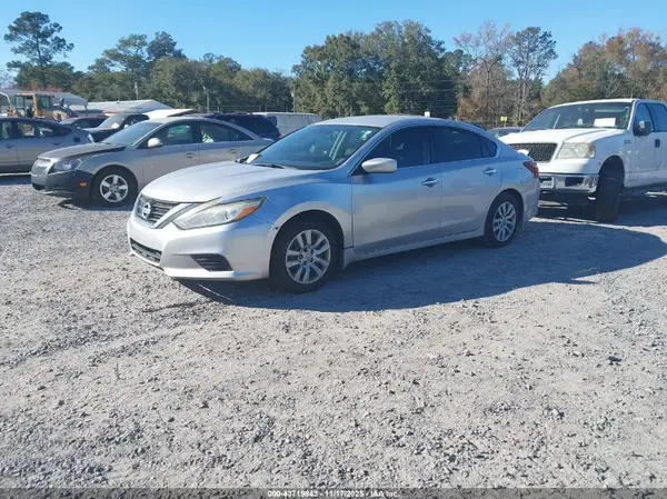 1N4AL3AP4JC101492 2018 NISSAN ALTIMA - Image 2