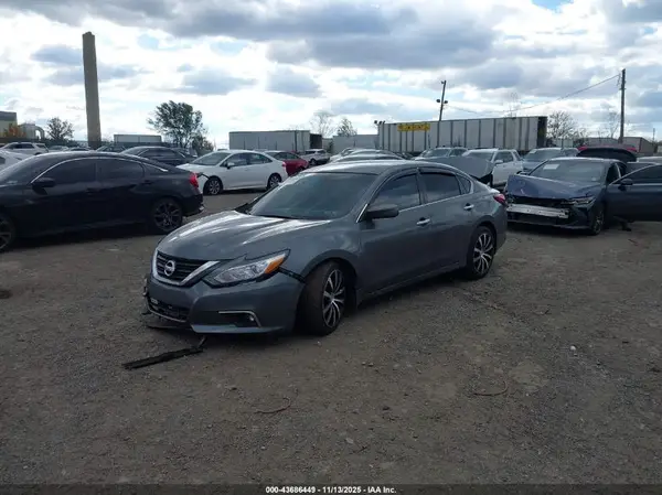 1N4AL3AP4JC102738 2018 NISSAN ALTIMA - Image 2