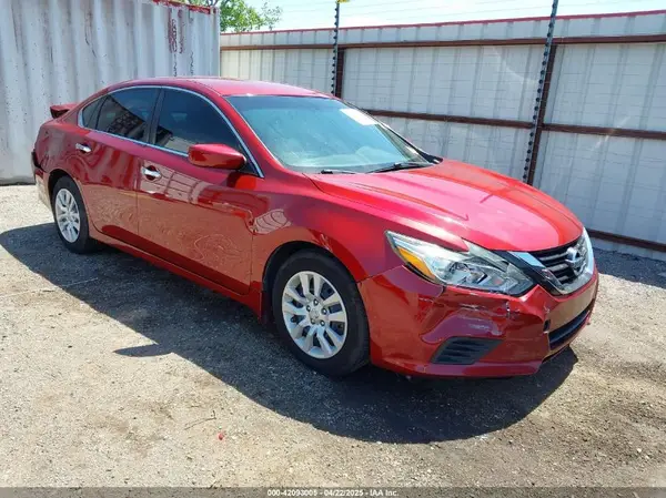 1N4AL3AP4JC105235 2018 NISSAN ALTIMA - Image 1
