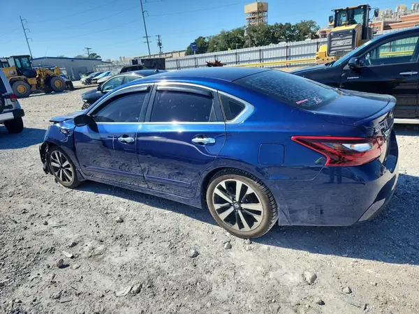 1N4AL3AP4JC107180 2018 NISSAN ALTIMA - Image 2