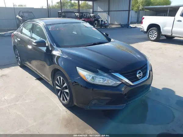 1N4AL3AP4JC110872 2018 NISSAN ALTIMA - Image 1
