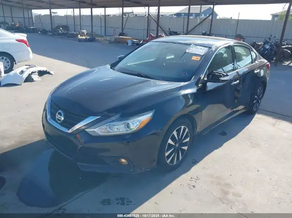 1N4AL3AP4JC110872 2018 NISSAN ALTIMA - Image 2