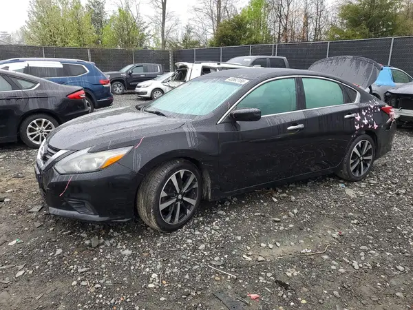 1N4AL3AP4JC110905 2018 NISSAN ALTIMA - Image 1