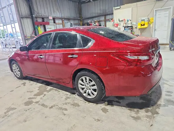 1N4AL3AP4JC111889 2018 NISSAN ALTIMA - Image 2