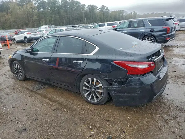 1N4AL3AP4JC111925 2018 NISSAN ALTIMA - Image 2