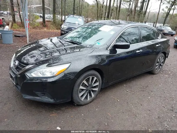 1N4AL3AP4JC111990 2018 NISSAN ALTIMA - Image 2