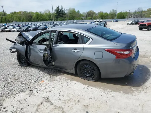 1N4AL3AP4JC112377 2018 NISSAN ALTIMA - Image 2