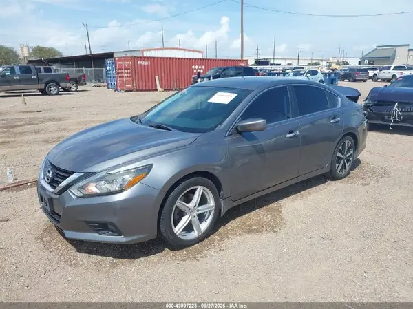 1N4AL3AP4JC112556 2018 NISSAN ALTIMA - Image 2