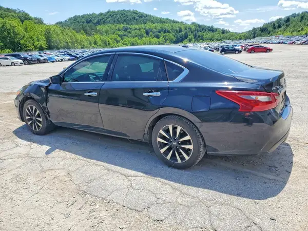 1N4AL3AP4JC114324 2018 NISSAN ALTIMA - Image 2
