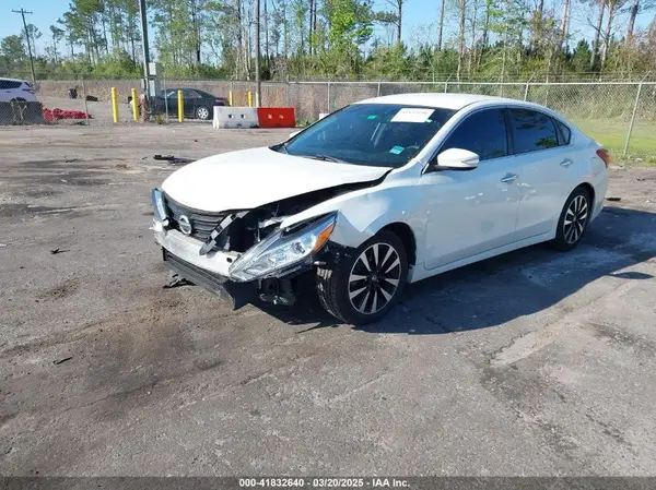 1N4AL3AP4JC116896 2018 NISSAN ALTIMA - Image 2