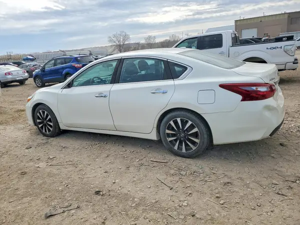 1N4AL3AP4JC118938 2018 NISSAN ALTIMA - Image 2
