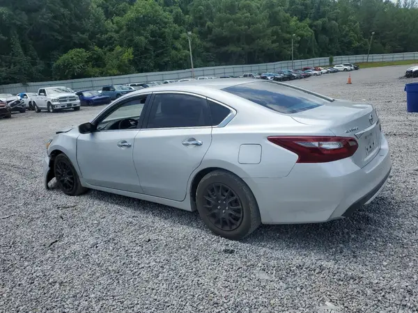 1N4AL3AP4JC119510 2018 NISSAN ALTIMA - Image 2