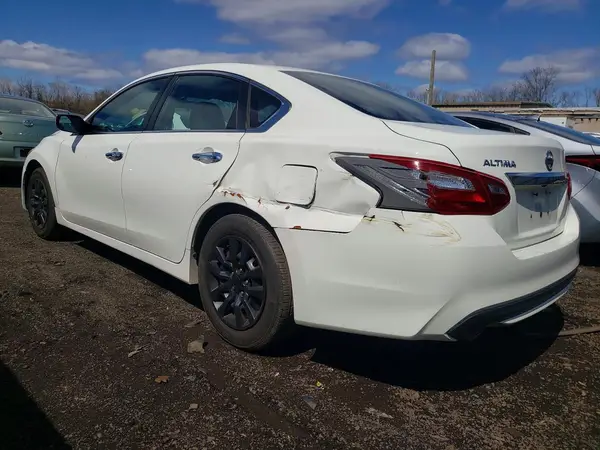 1N4AL3AP4JC120740 2018 NISSAN ALTIMA - Image 2