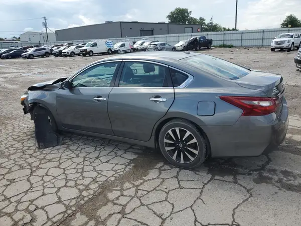 1N4AL3AP4JC125954 2018 NISSAN ALTIMA - Image 2