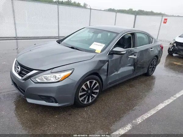 1N4AL3AP4JC127106 2018 NISSAN ALTIMA - Image 2