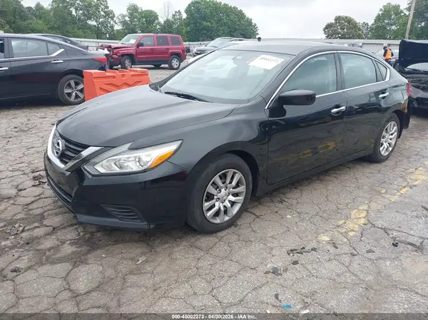 1N4AL3AP4JC133455 2018 NISSAN ALTIMA - Image 2
