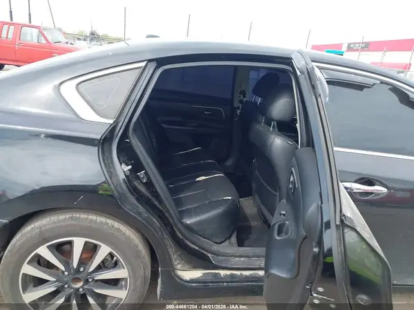 1N4AL3AP4JC135271 2018 NISSAN ALTIMA - Image 8