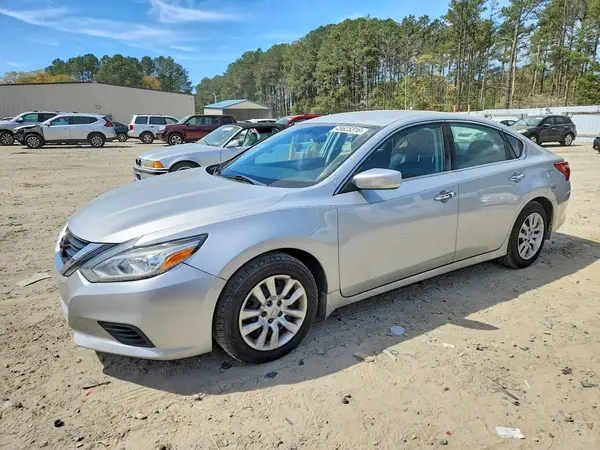 1N4AL3AP4JC136243 2018 NISSAN ALTIMA - Image 1
