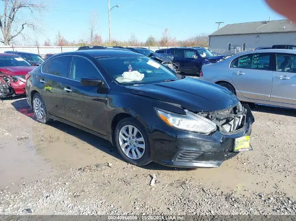 1N4AL3AP4JC137585 2018 NISSAN ALTIMA - Image 1