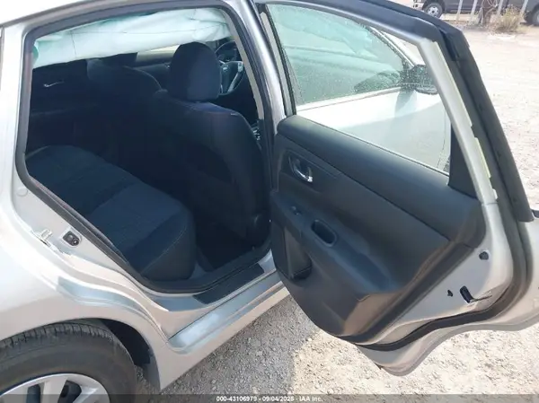 1N4AL3AP4JC137909 2018 NISSAN ALTIMA - Image 8