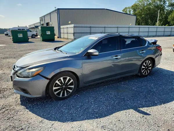 1N4AL3AP4JC138722 2018 NISSAN ALTIMA - Image 1