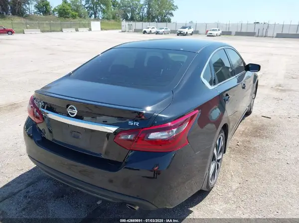 2018 NISSAN ALTIMA auction photo 6