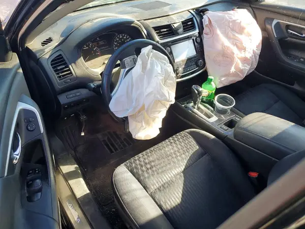 1N4AL3AP4JC139076 2018 NISSAN ALTIMA - Image 8