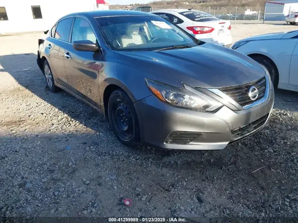 1N4AL3AP4JC141054 2018 NISSAN ALTIMA - Image 1