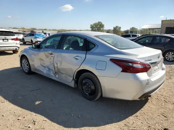 1N4AL3AP4JC143144 2018 NISSAN ALTIMA - Image 2